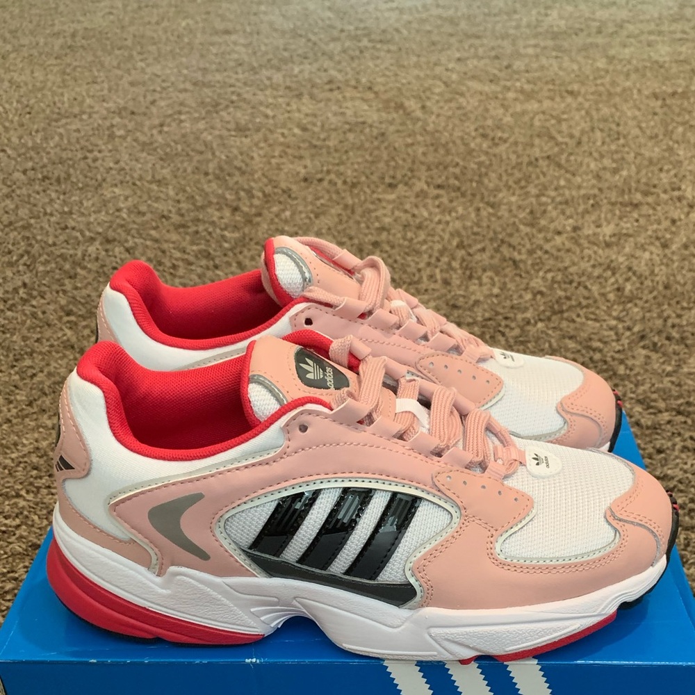 New Women Adidas